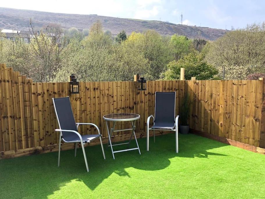 Rhondda Valleys With Breathtaking Riverside Views Llwynypia Εξωτερικό φωτογραφία